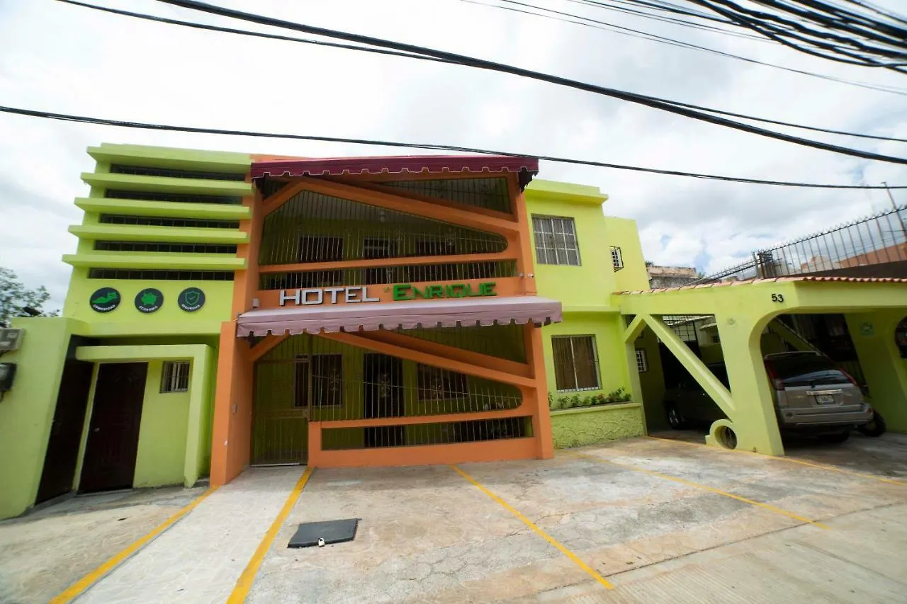 Hotel Enrique I Santo Domingo 0*,  Dominikánská republika