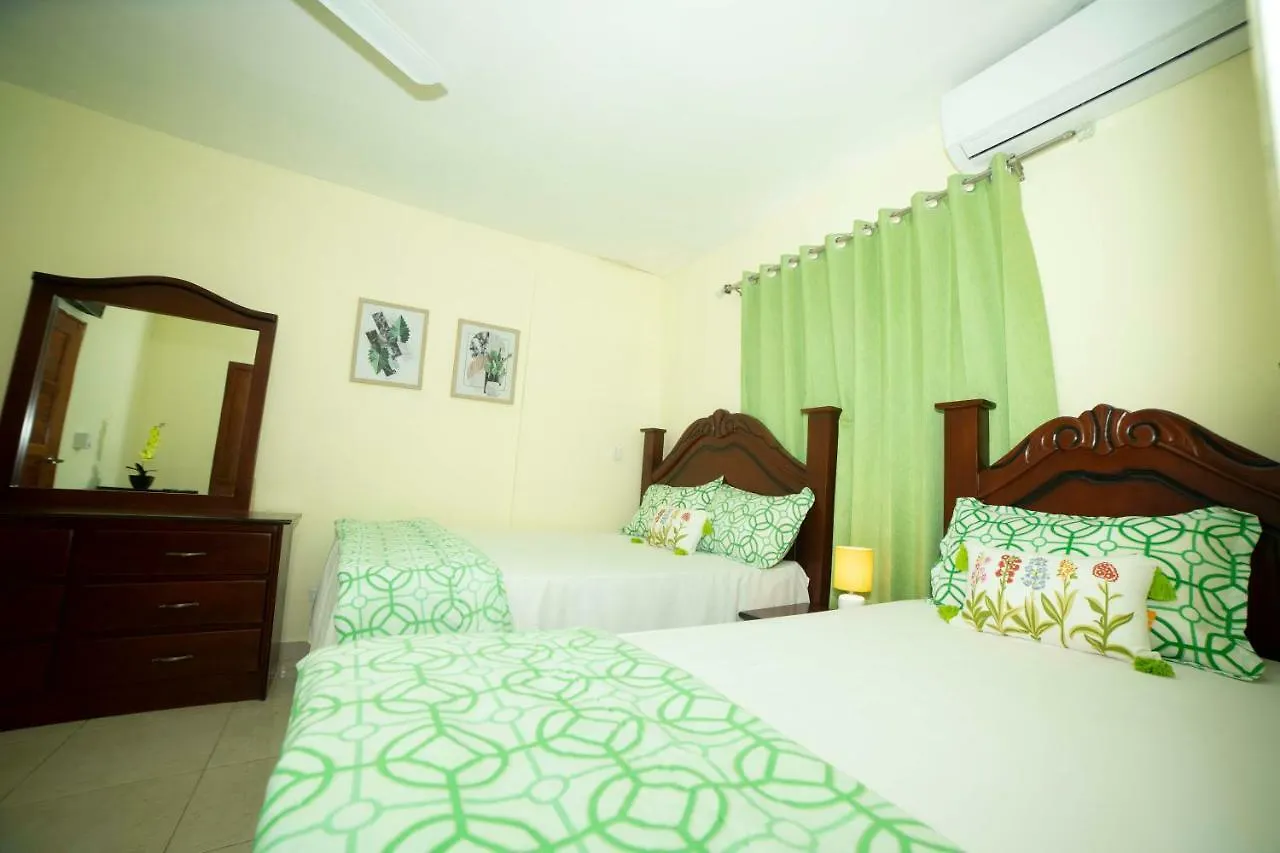 Hostel Hotel Enrique I Santo Domingo