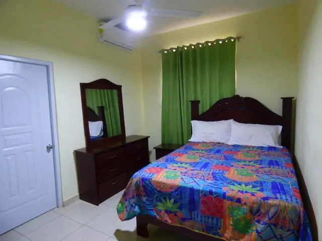 Hostel Hotel Enrique I Santo Domingo Dominican Republic